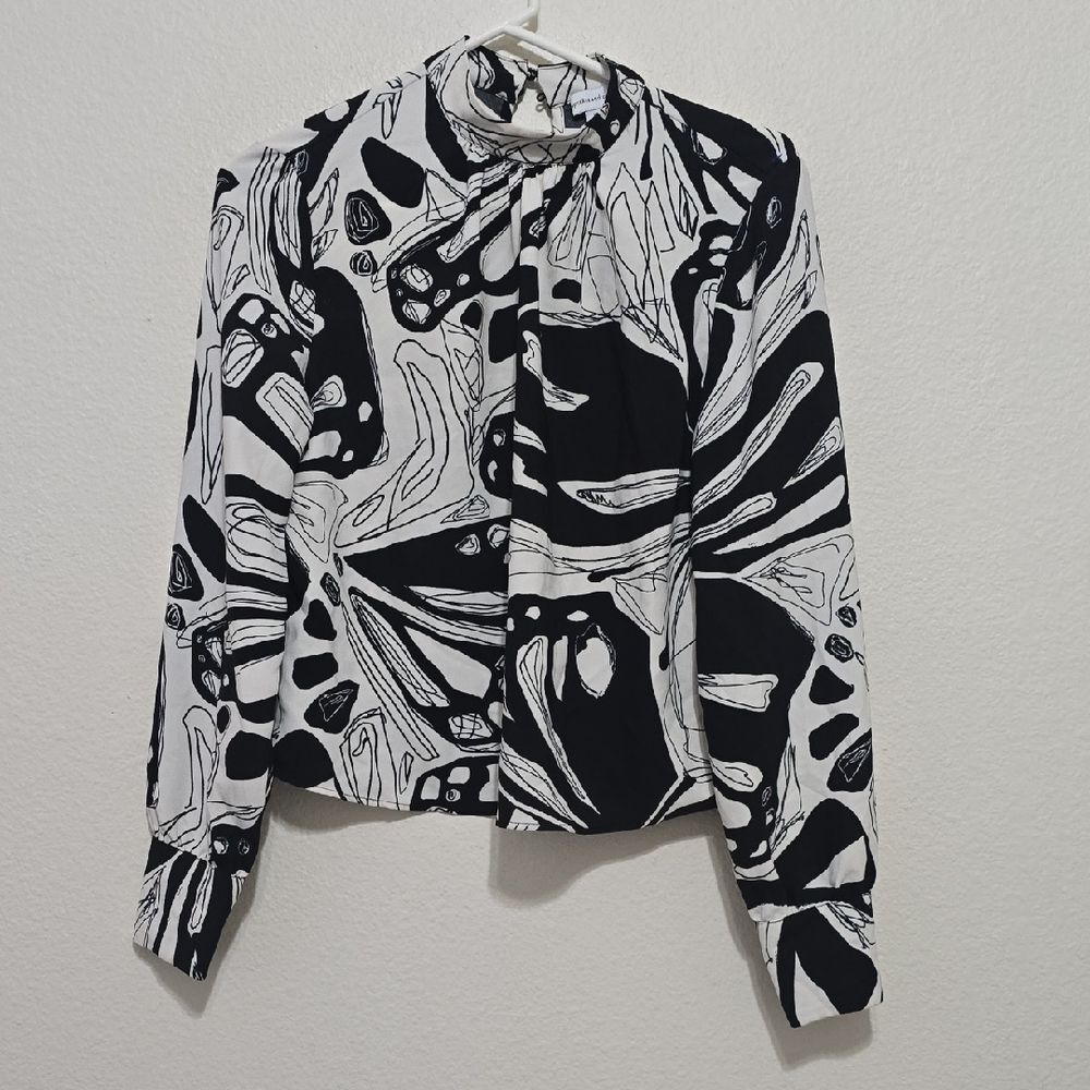 Cupcakes & Cashmere Monochrome Patterned‎ Top